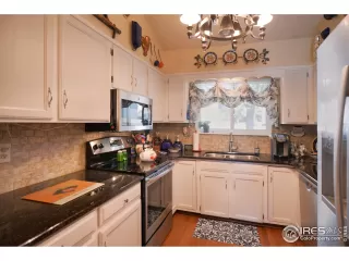 Photo #4: 923024 Listing