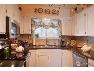 Photo #5: 923024 Listing