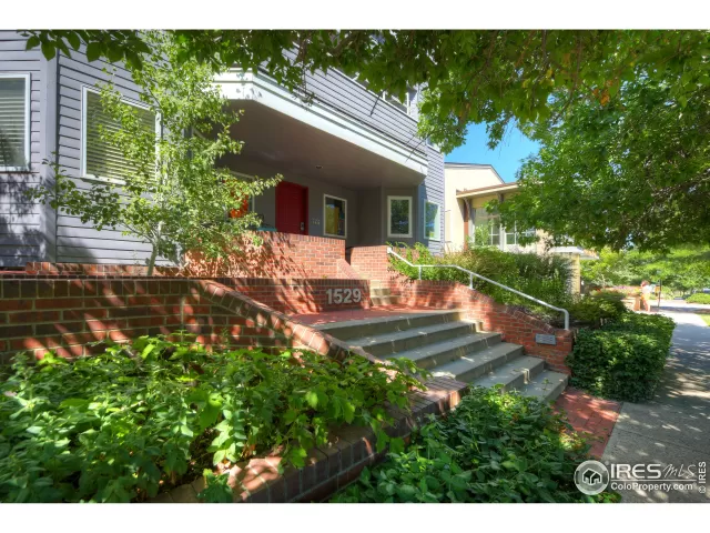 MLS: 923043 Condo For Sale