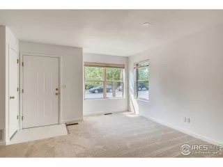 Photo #5: 923063 Listing 