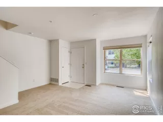 Photo #6: 923063 Listing 