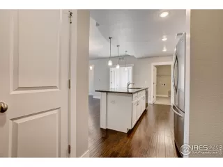 Photo #3: 923084 Listing