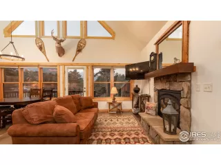 Photo #5: 923090 Listing