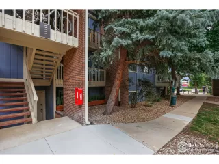 Photo #1: 923122 Listing 