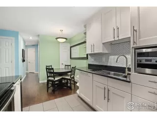 Photo #6: 923122 Listing 