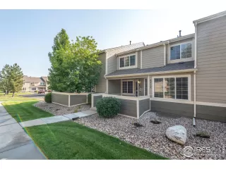 Photo #2: 923137 Listing