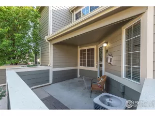 Photo #4: 923137 Listing