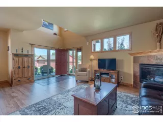 Photo #6: 923138 Listing 