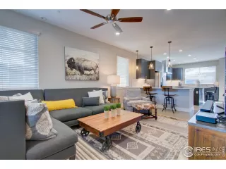 Photo #2: 923139 Listing