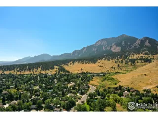 Photo #3: 923224 Listing