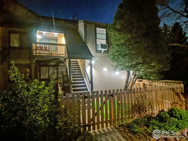 MLS: 923287 Condo For Sale