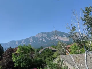 Photo #4: 923287 Listing