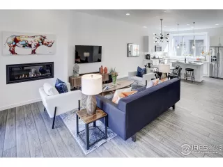 Photo #2: 923380 Listing