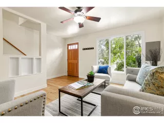 Photo #3: 923390 Listing