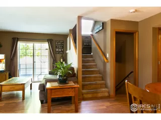 Photo #4: 923410 Listing