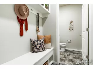 Photo #5: 923479 Listing