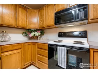 Photo #5: 923480 Listing 