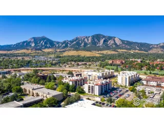 Photo #2: 923484 Listing