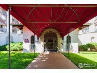 Photo #5: 923484 Listing