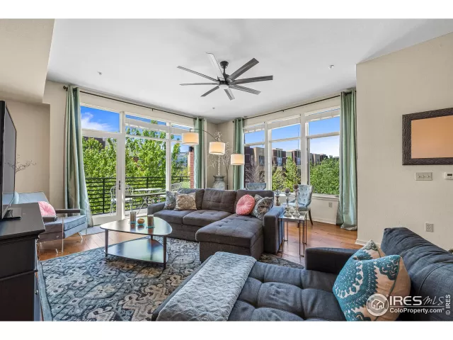 MLS: 923499 Condo For Sale