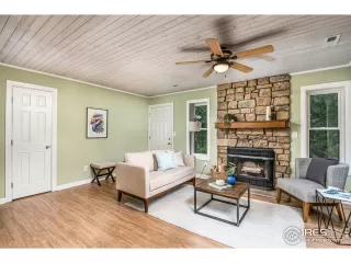 Photo #3: 923541 Listing 