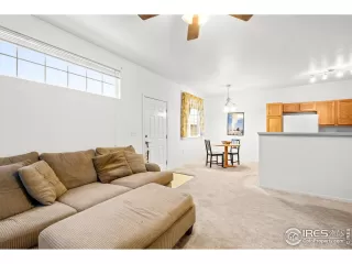 Photo #4: 923548 Listing