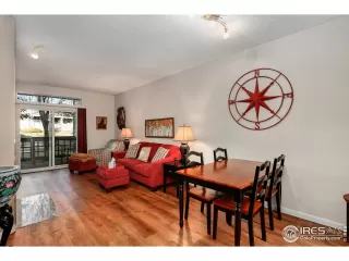 Photo #2: 923618 Listing