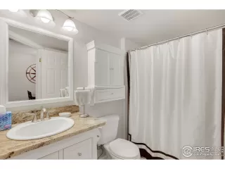 Photo #3: 923618 Listing