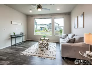 Photo #3: 923628 Listing