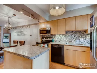 Photo #2: 923664 Listing