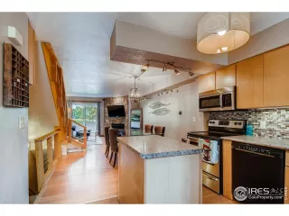 Photo #3: 923664 Listing