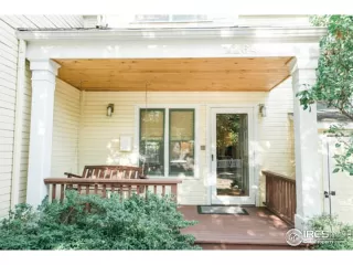 Photo #2: 923677 Listing