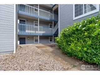 Photo #4: 923748 Listing