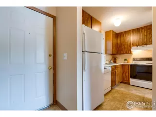 Photo #5: 923748 Listing