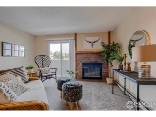 Photo #6: 923748 Listing