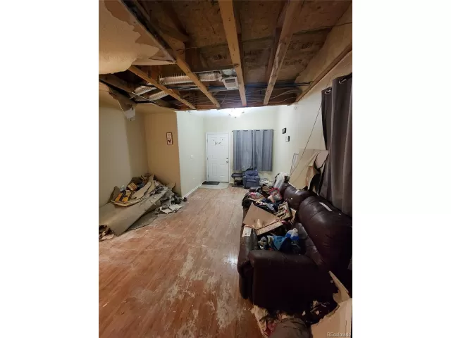 MLS: 9237643 Condo For Sale