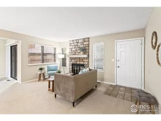 Photo #4: 923789 Listing 