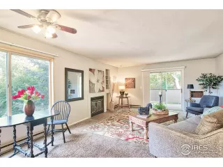 Photo #2: 923799 Listing