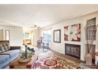 Photo #3: 923799 Listing