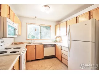 Photo #6: 923799 Listing