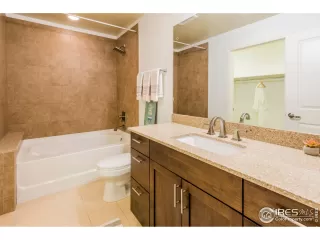 Photo #6: 923801 Listing