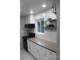 Photo #3: 923843 Listing