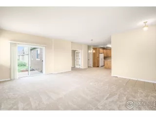 Photo #5: 923844 Listing 