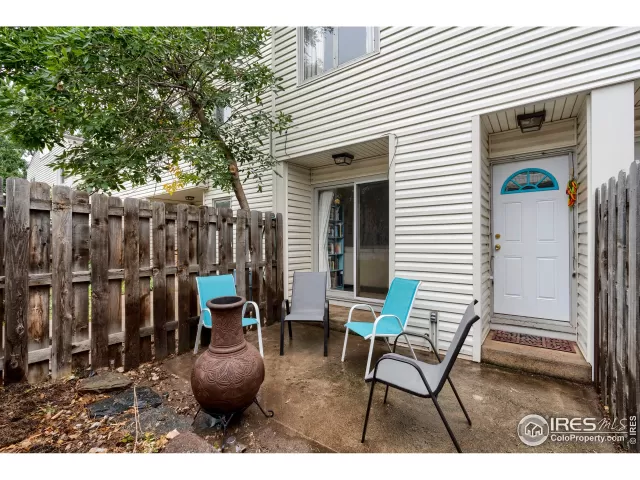 MLS: 923858 Condo For Sale