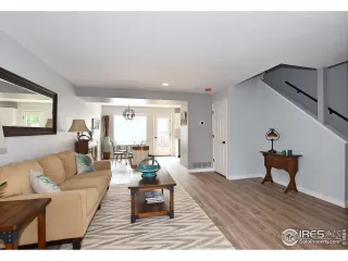 Photo #2: 923893 Listing 