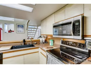 Photo #4: 923912 Listing 