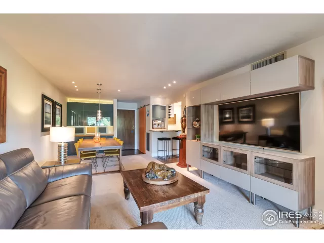 MLS: 923972 Condo For Sale