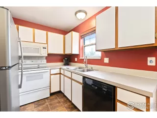 Photo #6: 923991 Listing