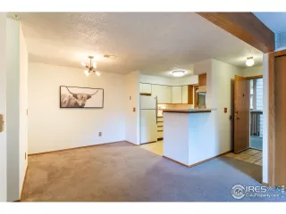 Photo #4: 924107 Listing