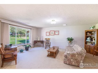 Photo #4: 924109 Listing